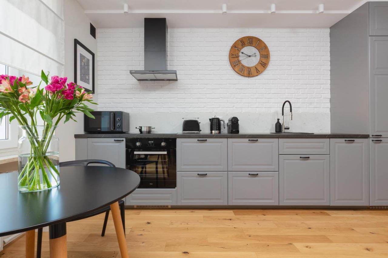 Apartment Bialobrzeska Warsaw Ochota By Renters Екстериор снимка