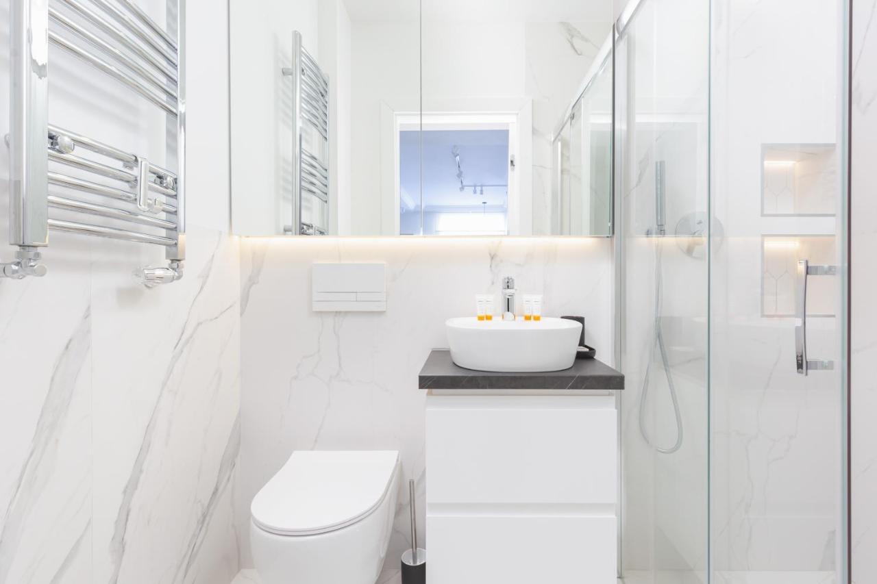 Apartment Bialobrzeska Warsaw Ochota By Renters Екстериор снимка